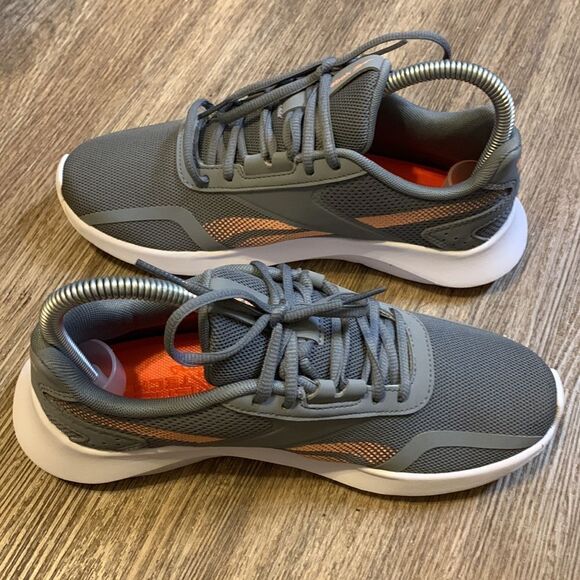 Reebok energylux 2.0 woman’s lite weight running shoes size 6.5. - Picture 3 of 11
